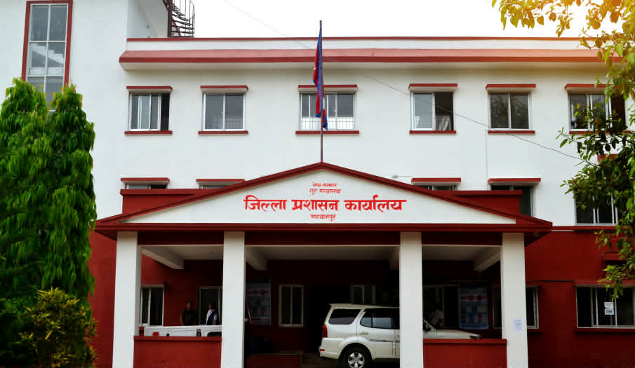 मकवानपुरका ४० बढी औषधि पसल बन्द गर्न प्रशासनको निर्देशन