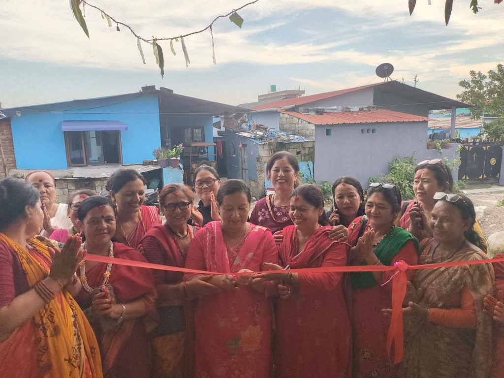 एकल महिलाको छाहारी भवनको उद्घाटन