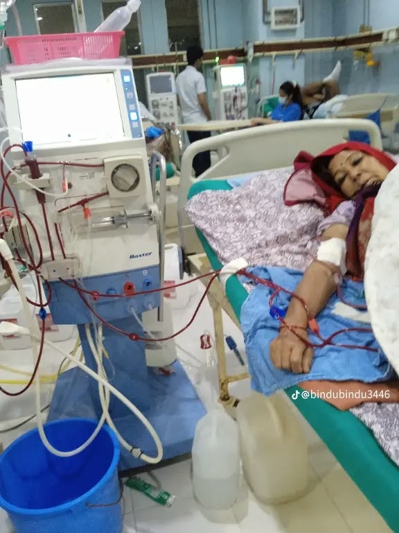 श्रीमानलाई मिर्गौला दिएकी बिन्दु आफैँ उपचारको पर्खाइमा, प्रत्यारोपणका लागि ४ लाख जुटाउन मुस्किल